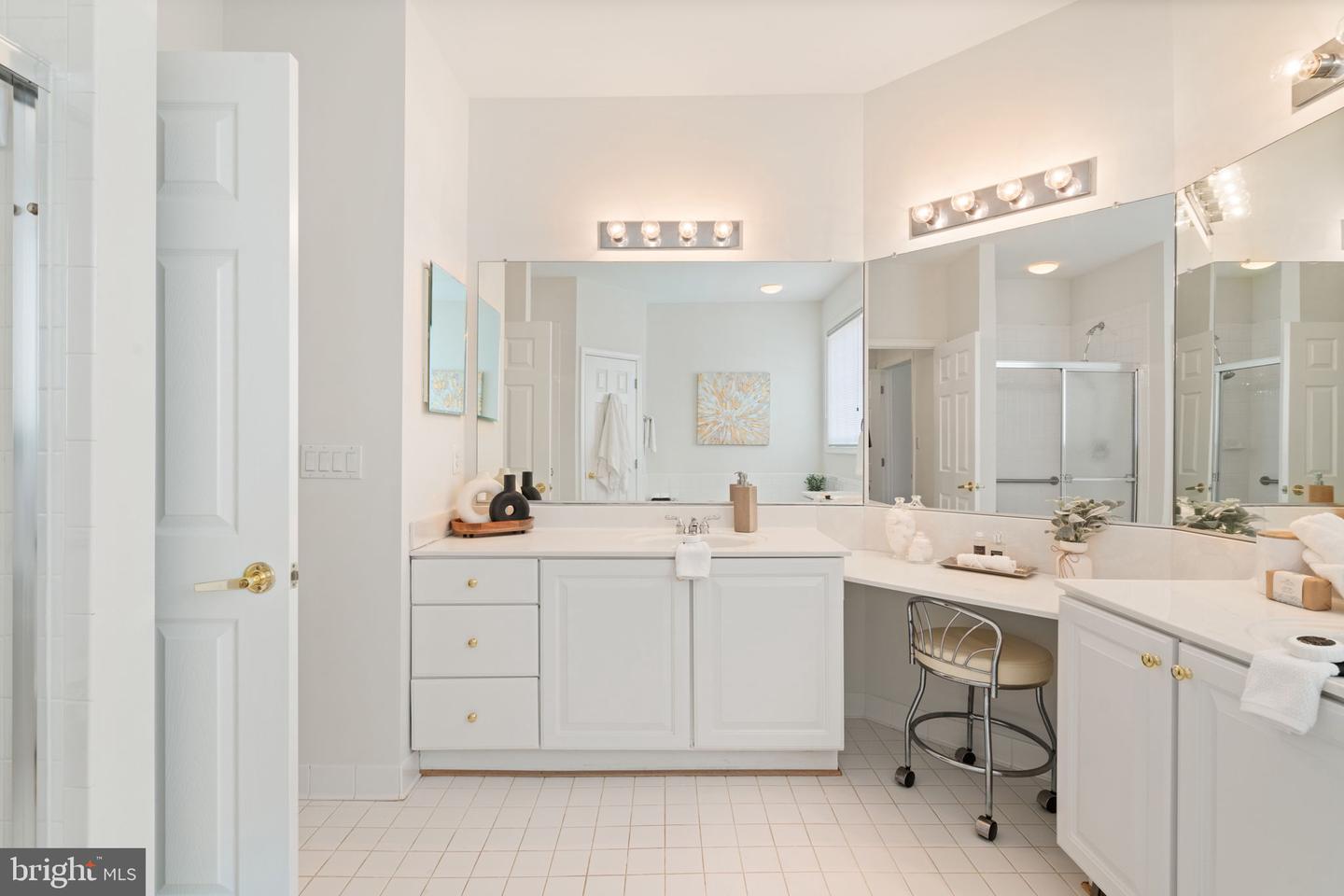 6906 BROADLEAF TER, GAINESVILLE, Virginia 20155, 3 Bedrooms Bedrooms, ,3 BathroomsBathrooms,Residential,For sale,6906 BROADLEAF TER,VAPW2092284 MLS # VAPW2092284