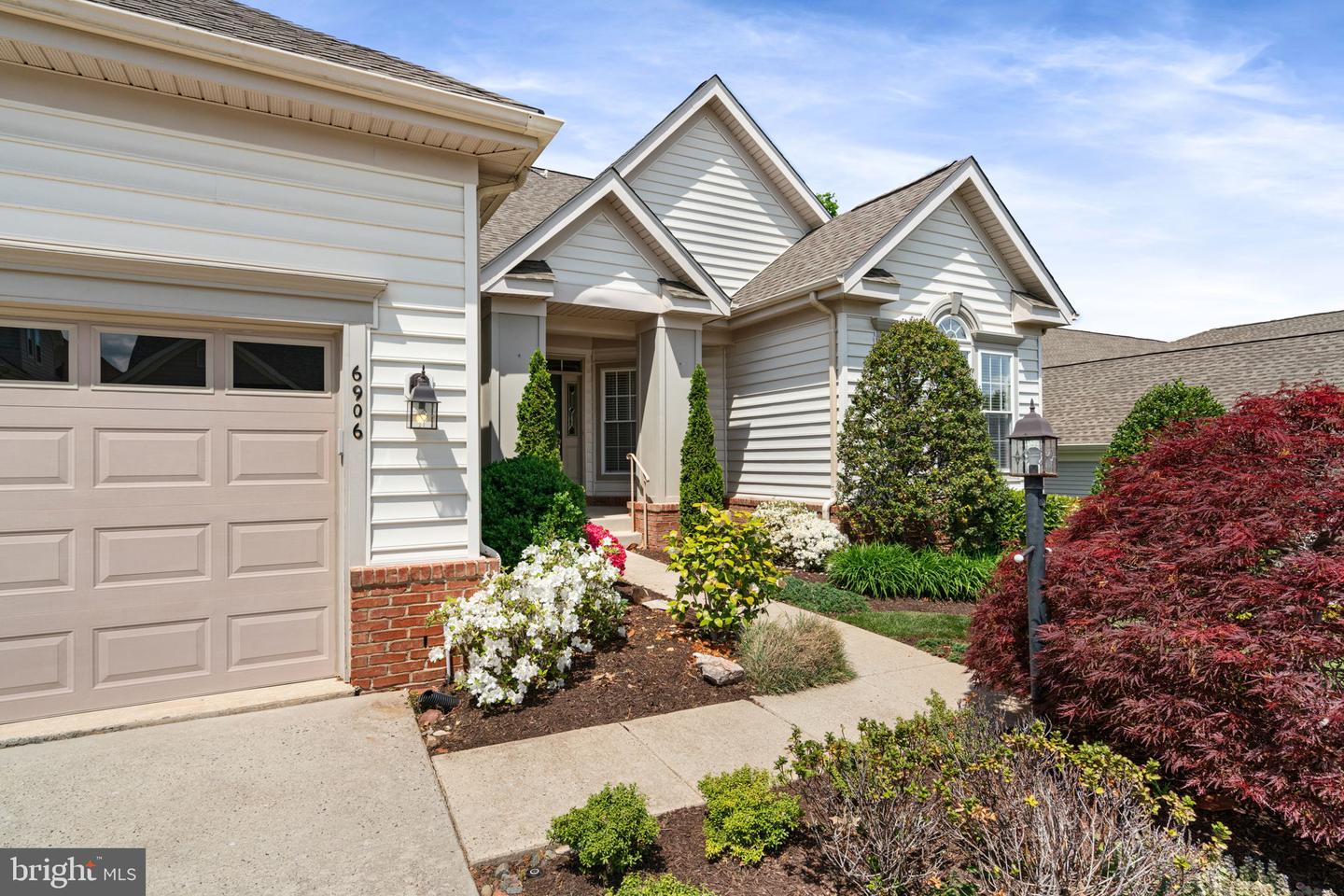 6906 BROADLEAF TER, GAINESVILLE, Virginia 20155, 3 Bedrooms Bedrooms, ,3 BathroomsBathrooms,Residential,For sale,6906 BROADLEAF TER,VAPW2092284 MLS # VAPW2092284