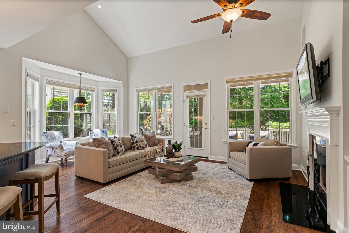 6906 BROADLEAF TER, GAINESVILLE, Virginia 20155, 3 Bedrooms Bedrooms, ,3 BathroomsBathrooms,Residential,For sale,6906 BROADLEAF TER,VAPW2092284 MLS # VAPW2092284