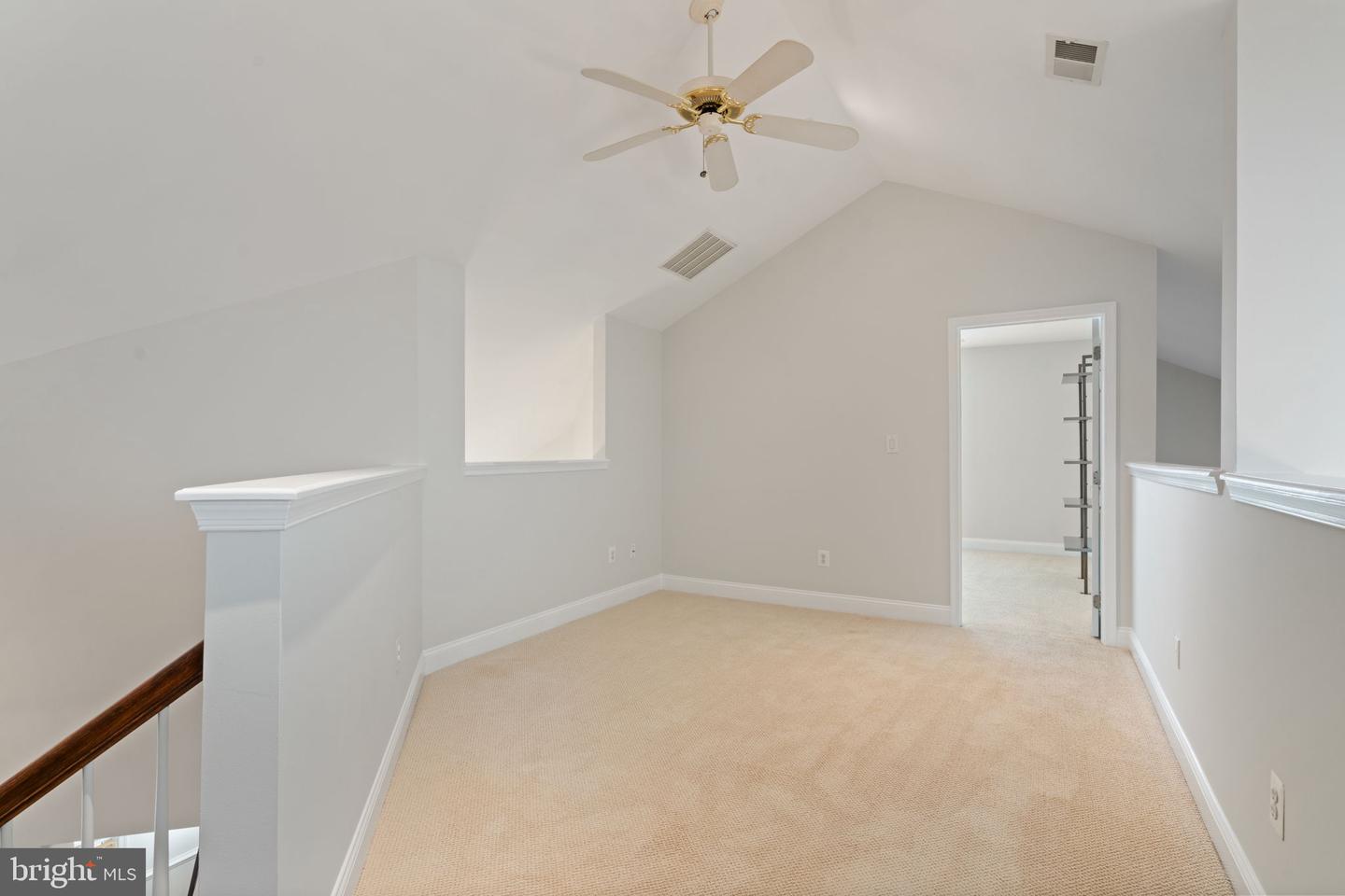 6906 BROADLEAF TER, GAINESVILLE, Virginia 20155, 3 Bedrooms Bedrooms, ,3 BathroomsBathrooms,Residential,For sale,6906 BROADLEAF TER,VAPW2092284 MLS # VAPW2092284