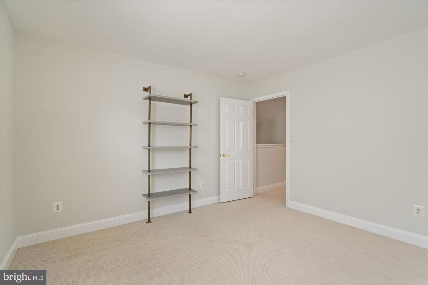 6906 BROADLEAF TER, GAINESVILLE, Virginia 20155, 3 Bedrooms Bedrooms, ,3 BathroomsBathrooms,Residential,For sale,6906 BROADLEAF TER,VAPW2092284 MLS # VAPW2092284