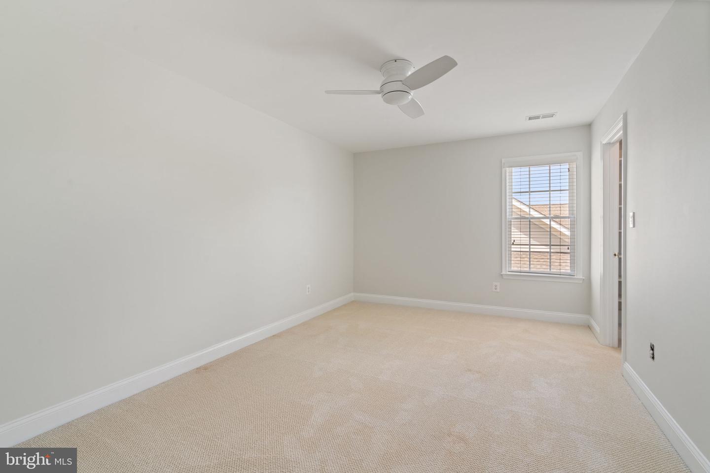 6906 BROADLEAF TER, GAINESVILLE, Virginia 20155, 3 Bedrooms Bedrooms, ,3 BathroomsBathrooms,Residential,For sale,6906 BROADLEAF TER,VAPW2092284 MLS # VAPW2092284