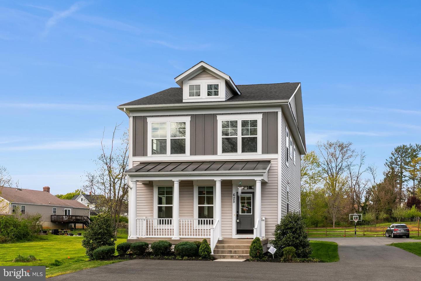 625 E G ST, PURCELLVILLE, Virginia 20132, 4 Bedrooms Bedrooms, ,3 BathroomsBathrooms,Residential,For sale,625 E G ST,VALO2094194 MLS # VALO2094194
