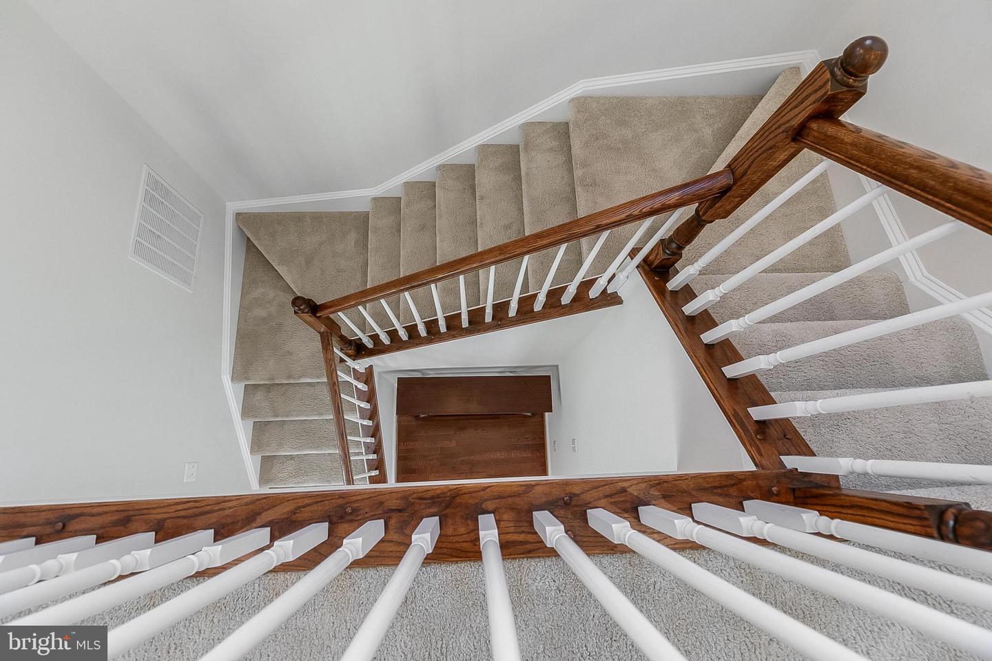625 E G ST, PURCELLVILLE, Virginia 20132, 4 Bedrooms Bedrooms, ,3 BathroomsBathrooms,Residential,For sale,625 E G ST,VALO2094194 MLS # VALO2094194