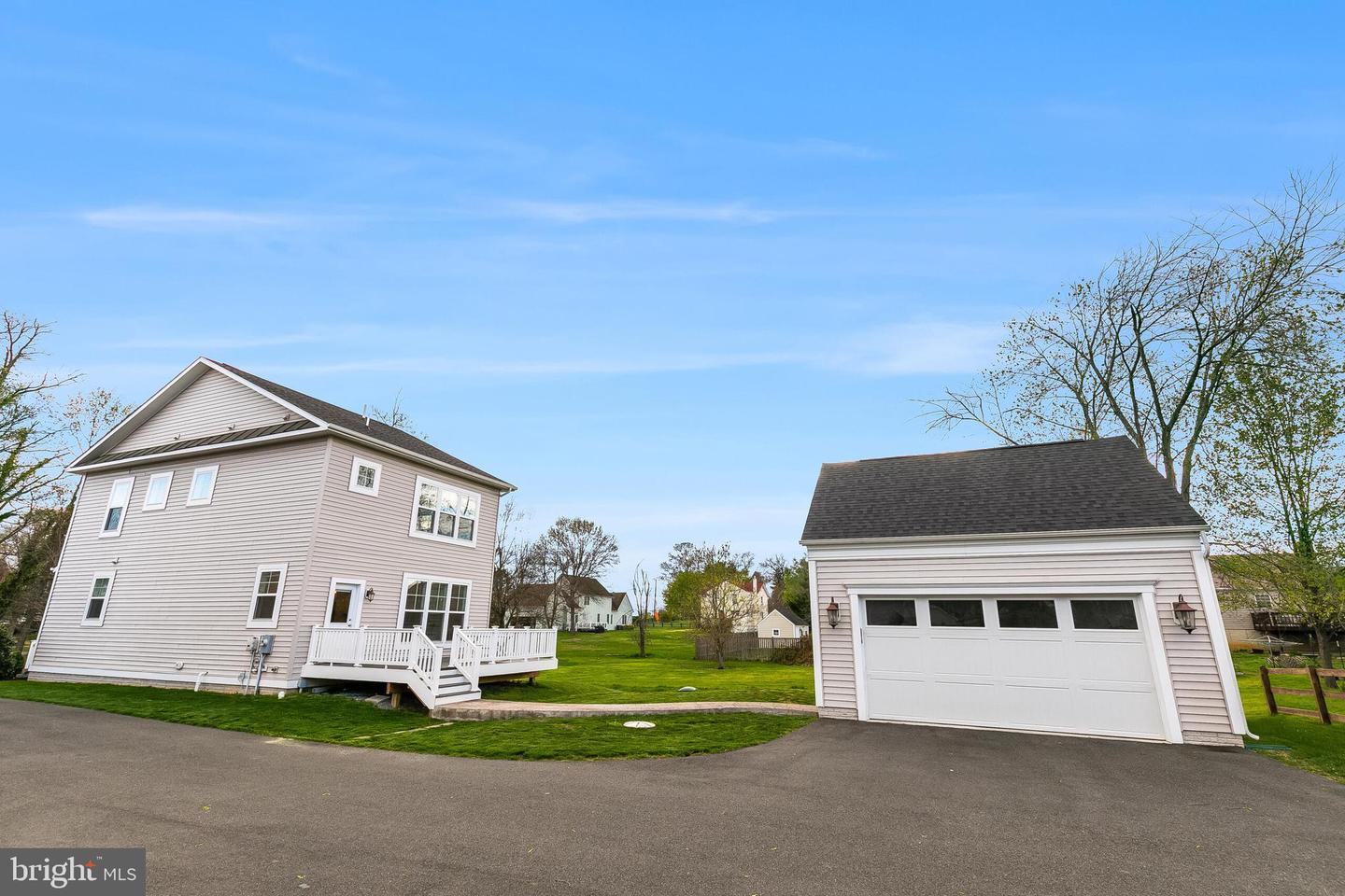 625 E G ST, PURCELLVILLE, Virginia 20132, 4 Bedrooms Bedrooms, ,3 BathroomsBathrooms,Residential,For sale,625 E G ST,VALO2094194 MLS # VALO2094194
