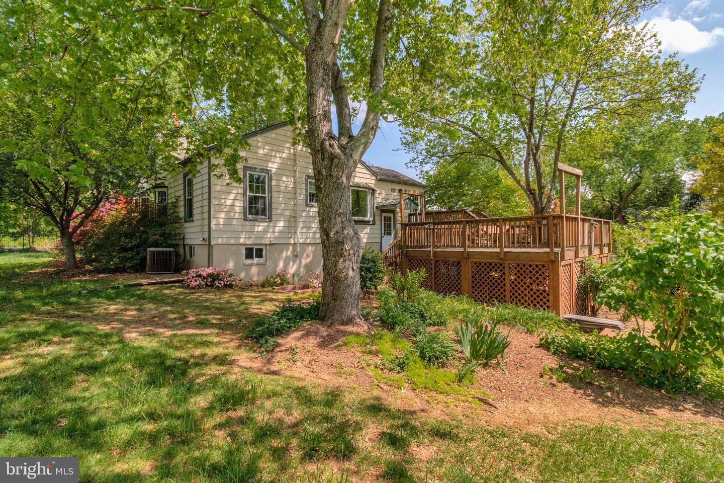 6230 VALLEY VIEW DR, ALEXANDRIA, Virginia 22310, 3 Bedrooms Bedrooms, ,2 BathroomsBathrooms,Residential,For sale,6230 VALLEY VIEW DR,VAFX2234894 MLS # VAFX2234894