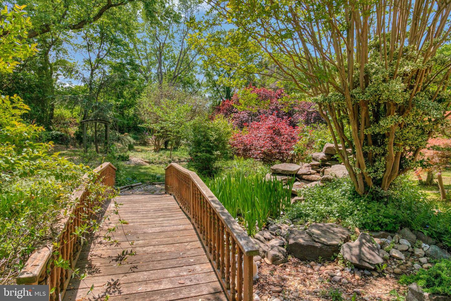 6230 VALLEY VIEW DR, ALEXANDRIA, Virginia 22310, 3 Bedrooms Bedrooms, ,2 BathroomsBathrooms,Residential,For sale,6230 VALLEY VIEW DR,VAFX2234894 MLS # VAFX2234894