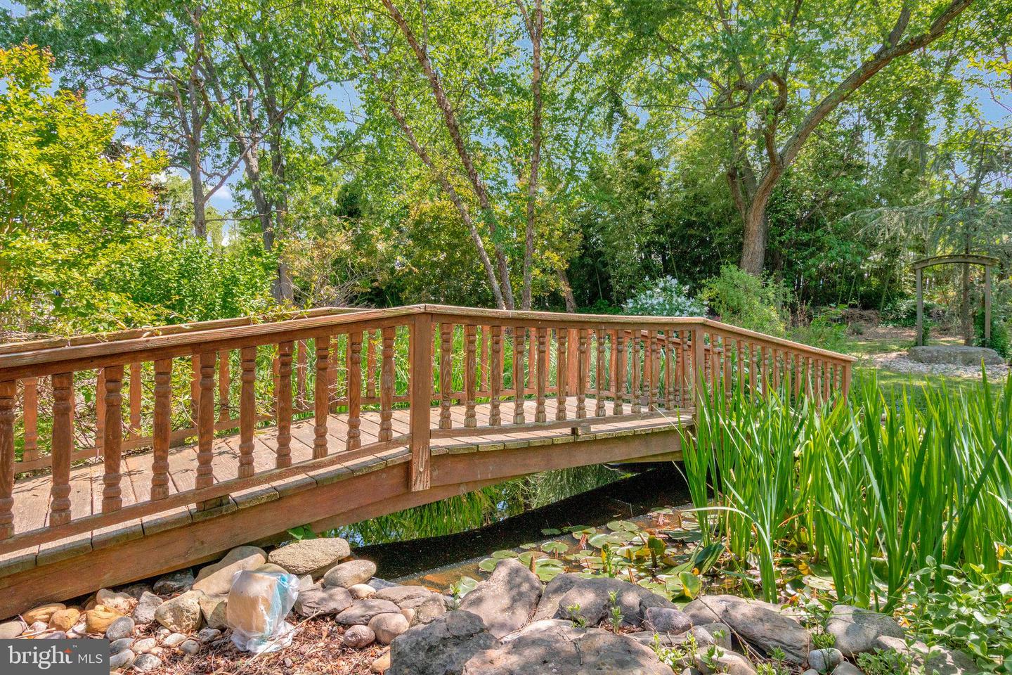 6230 VALLEY VIEW DR, ALEXANDRIA, Virginia 22310, 3 Bedrooms Bedrooms, ,2 BathroomsBathrooms,Residential,For sale,6230 VALLEY VIEW DR,VAFX2234894 MLS # VAFX2234894