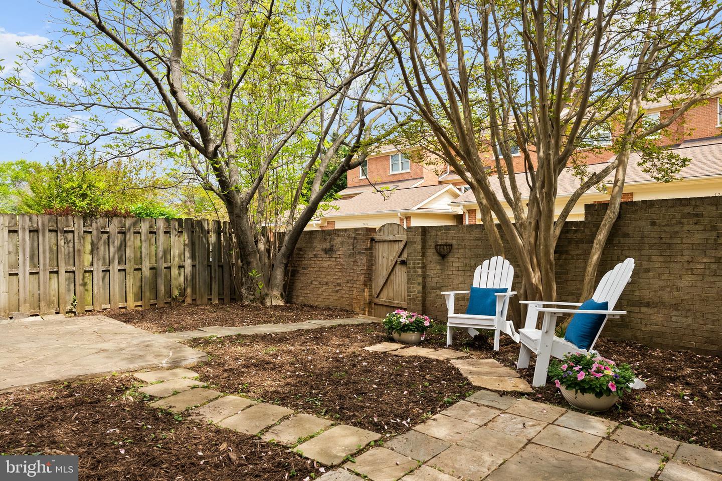 7360 MONTCALM DR, MCLEAN, Virginia 22102, 3 Bedrooms Bedrooms, ,3 BathroomsBathrooms,Residential,For sale,7360 MONTCALM DR,VAFX2235006 MLS # VAFX2235006