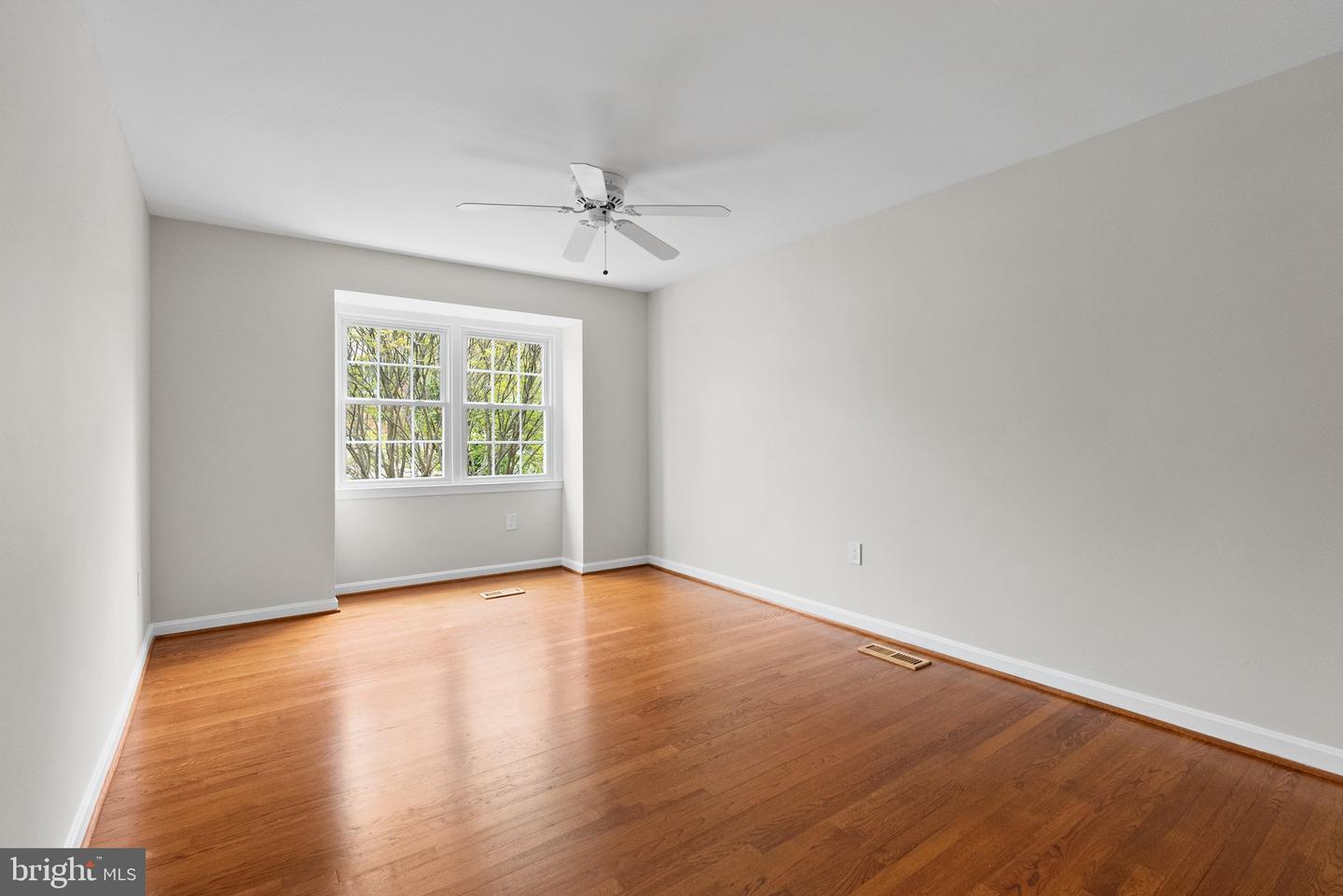7360 MONTCALM DR, MCLEAN, Virginia 22102, 3 Bedrooms Bedrooms, ,3 BathroomsBathrooms,Residential,For sale,7360 MONTCALM DR,VAFX2235006 MLS # VAFX2235006