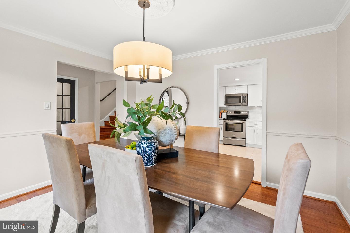 7360 MONTCALM DR, MCLEAN, Virginia 22102, 3 Bedrooms Bedrooms, ,3 BathroomsBathrooms,Residential,For sale,7360 MONTCALM DR,VAFX2235006 MLS # VAFX2235006