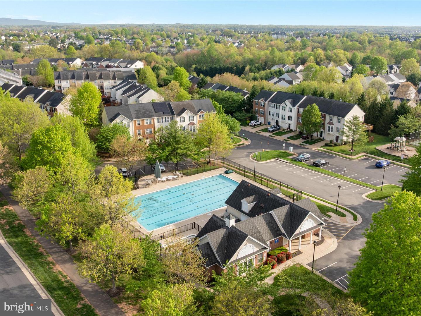 14856 LINKS POND CIR, GAINESVILLE, Virginia 20155, 5 Bedrooms Bedrooms, ,3 BathroomsBathrooms,Residential,For sale,14856 LINKS POND CIR,VAPW2092292 MLS # VAPW2092292