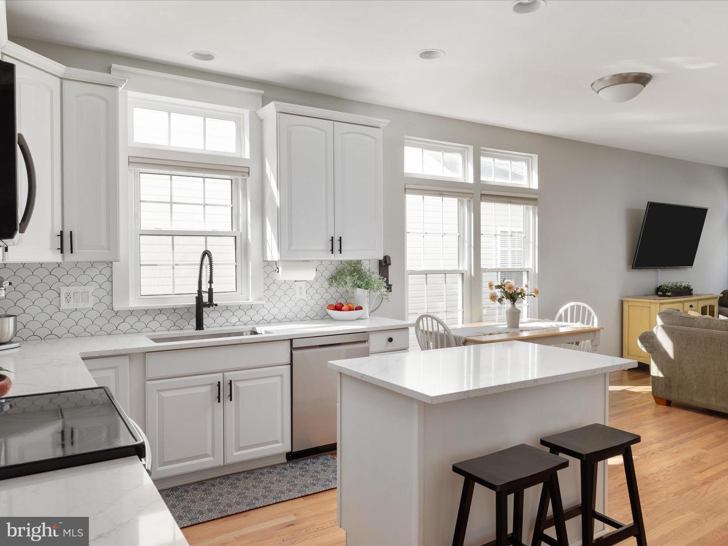 14856 LINKS POND CIR, GAINESVILLE, Virginia 20155, 5 Bedrooms Bedrooms, ,3 BathroomsBathrooms,Residential,For sale,14856 LINKS POND CIR,VAPW2092292 MLS # VAPW2092292