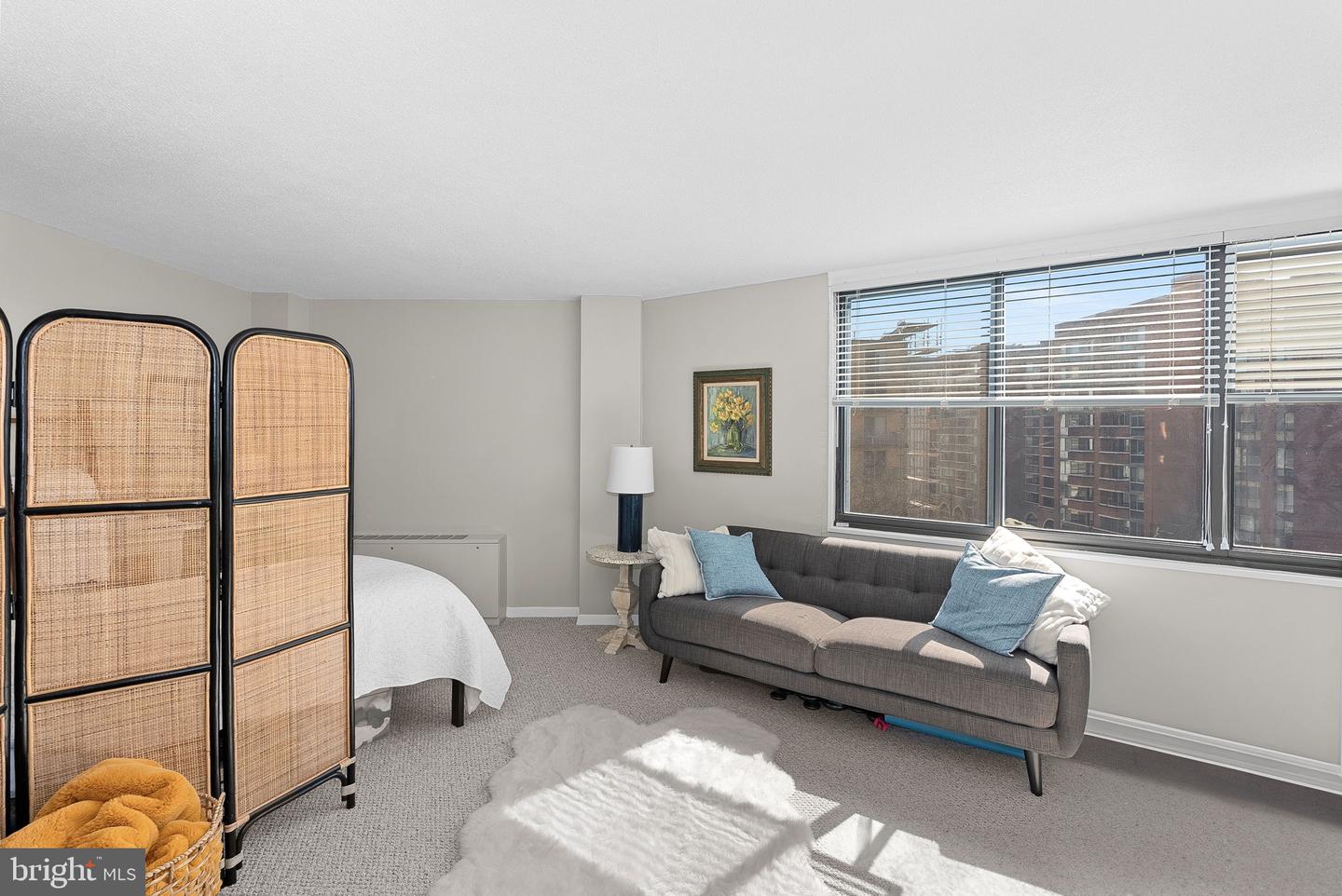 2201 L ST NW #704, WASHINGTON, District Of Columbia 20037, 3 Rooms Rooms,1 BathroomBathrooms,Residential,For sale,2201 L ST NW #704,DCDC2196014 MLS # DCDC2196014