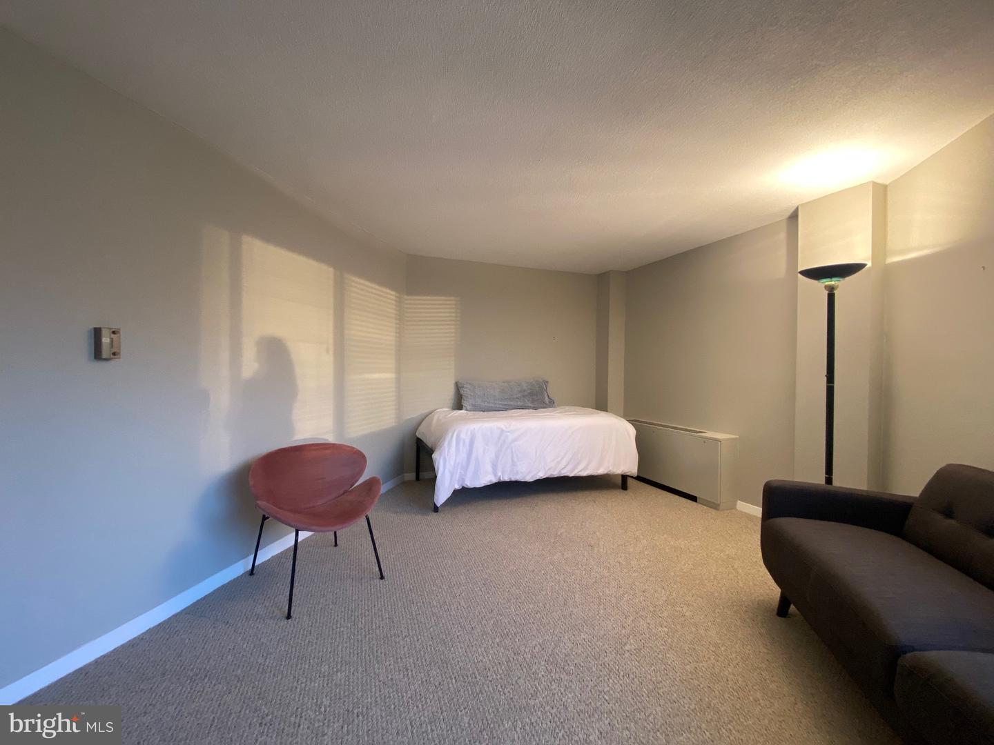 2201 L ST NW #704, WASHINGTON, District Of Columbia 20037, 3 Rooms Rooms,1 BathroomBathrooms,Residential,For sale,2201 L ST NW #704,DCDC2196014 MLS # DCDC2196014