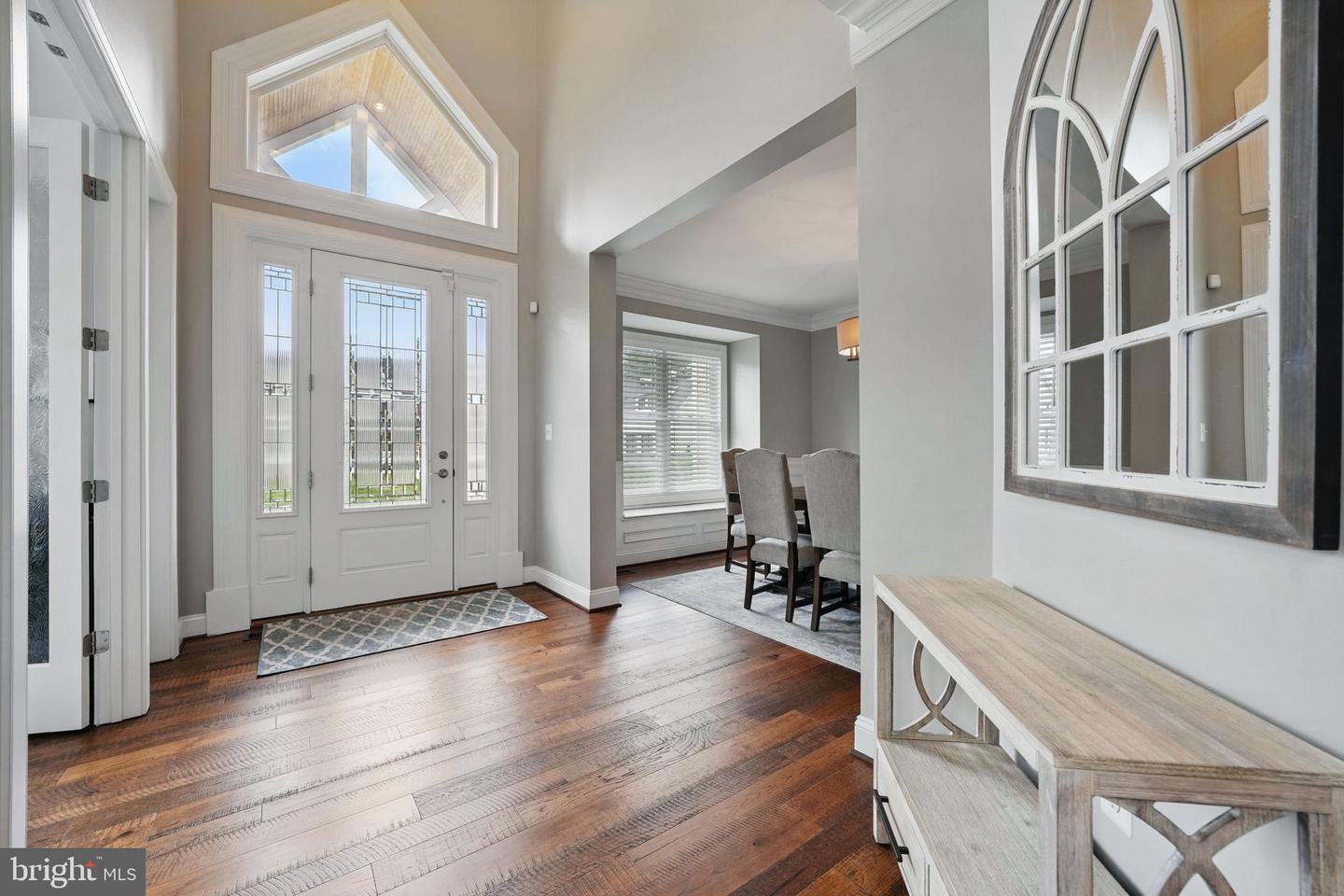 10008 MURNANE ST, VIENNA, Virginia 22181, 6 Bedrooms Bedrooms, ,5 BathroomsBathrooms,Residential,For sale,10008 MURNANE ST,VAFX2234972 MLS # VAFX2234972