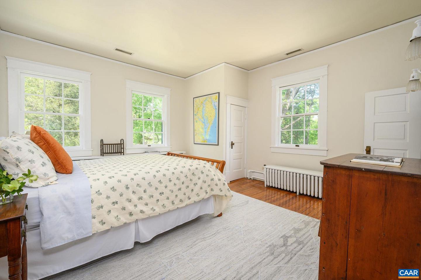 1326 RUGBY RD, CHARLOTTESVILLE, Virginia 22903, 7 Bedrooms Bedrooms, ,5 BathroomsBathrooms,Residential,For sale,1326 RUGBY RD,663402 MLS # 663402