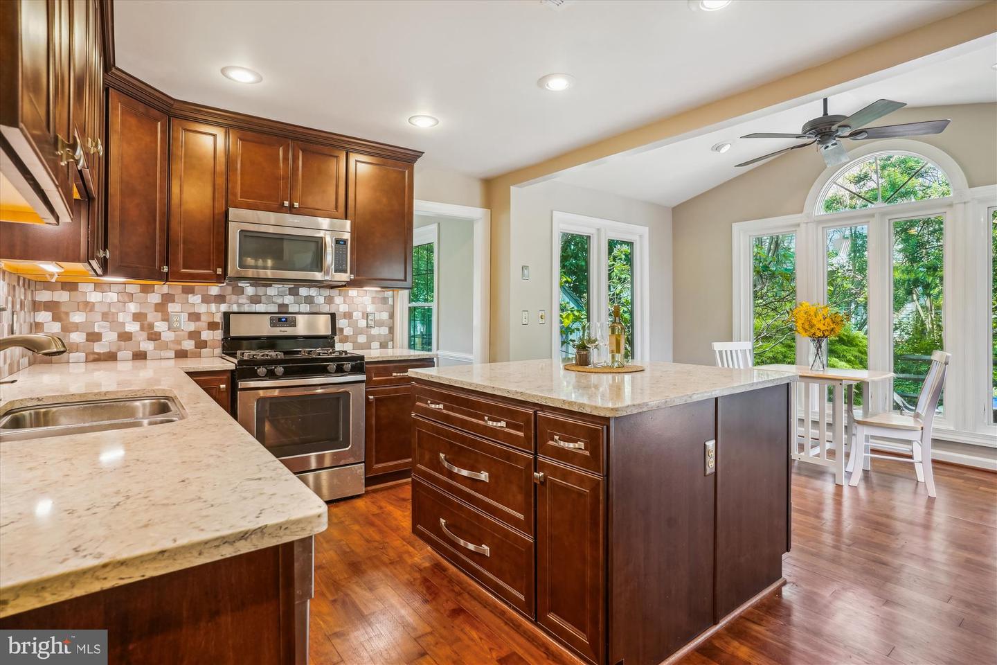 10153 STRAWFLOWER LN, MANASSAS, Virginia 20110, 4 Bedrooms Bedrooms, ,3 BathroomsBathrooms,Residential,For sale,10153 STRAWFLOWER LN,VAMN2008166 MLS # VAMN2008166