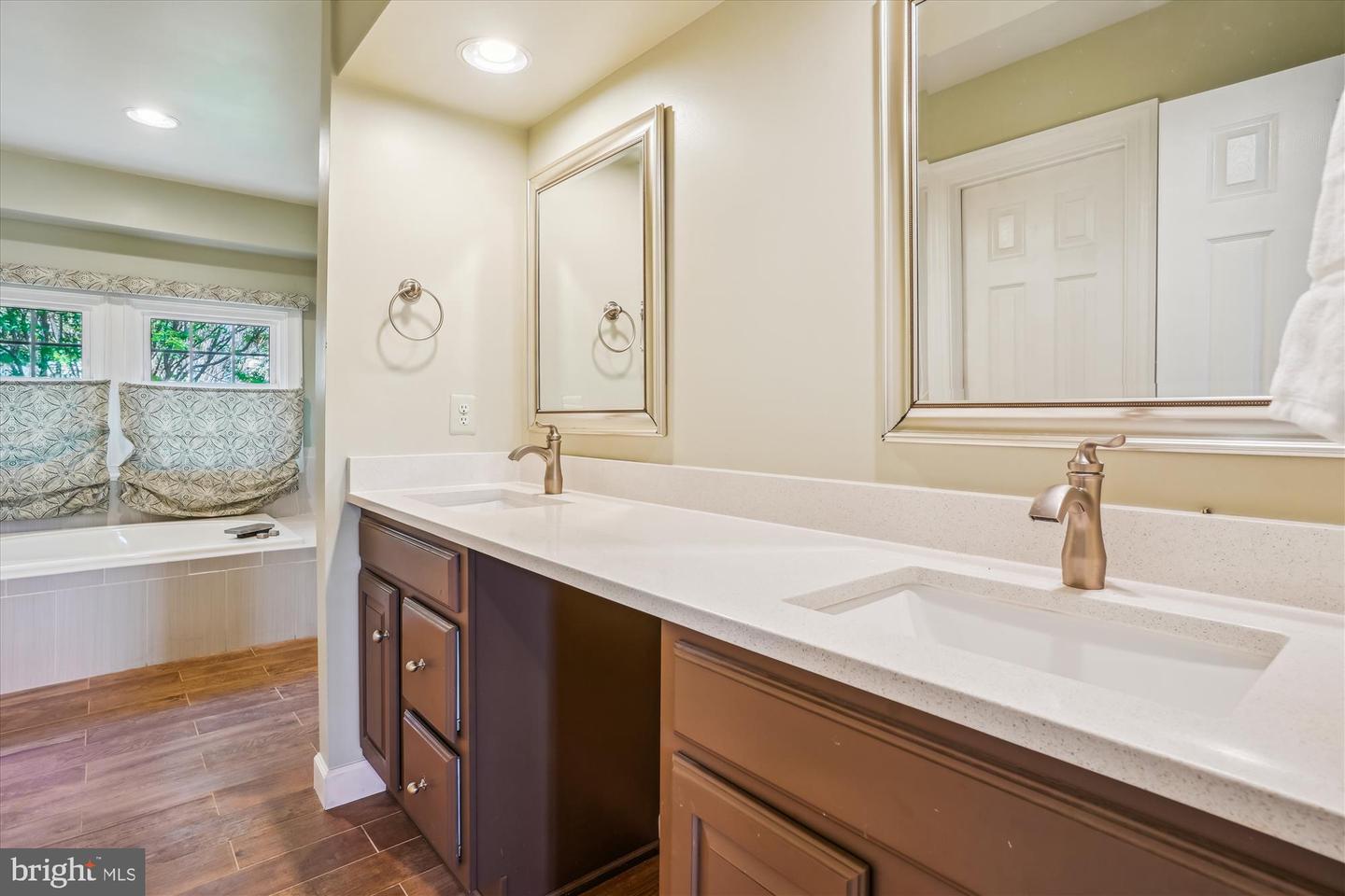 10153 STRAWFLOWER LN, MANASSAS, Virginia 20110, 4 Bedrooms Bedrooms, ,3 BathroomsBathrooms,Residential,For sale,10153 STRAWFLOWER LN,VAMN2008166 MLS # VAMN2008166