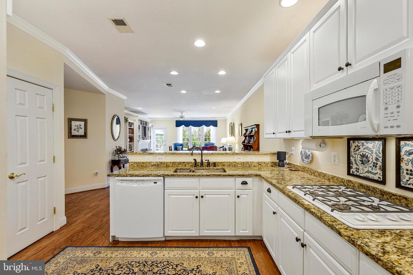 5209 ARMOUR CT, HAYMARKET, Virginia 20169, 3 Bedrooms Bedrooms, ,3 BathroomsBathrooms,Residential,For sale,5209 ARMOUR CT,VAPW2092374 MLS # VAPW2092374