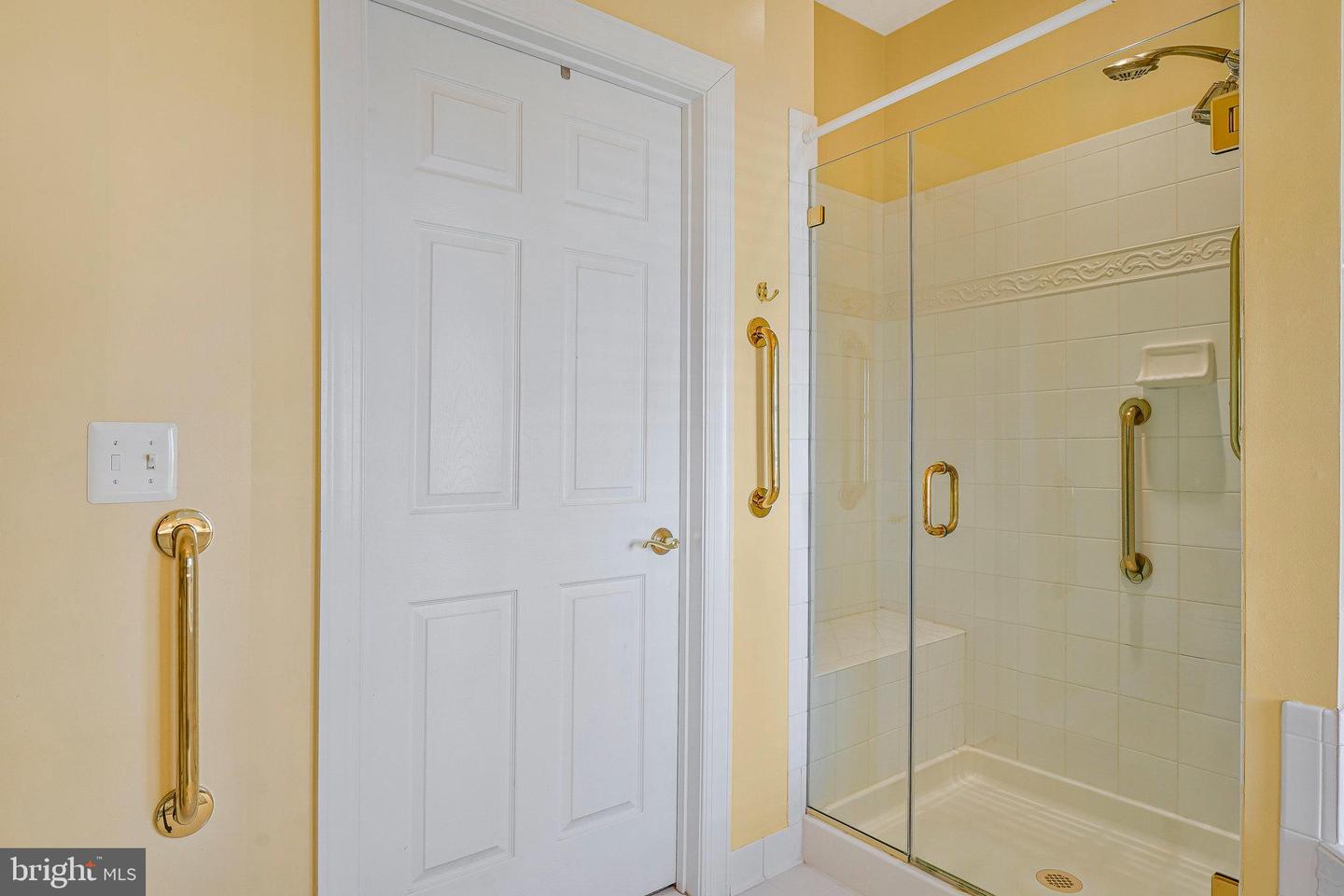 5209 ARMOUR CT, HAYMARKET, Virginia 20169, 3 Bedrooms Bedrooms, ,3 BathroomsBathrooms,Residential,For sale,5209 ARMOUR CT,VAPW2092374 MLS # VAPW2092374
