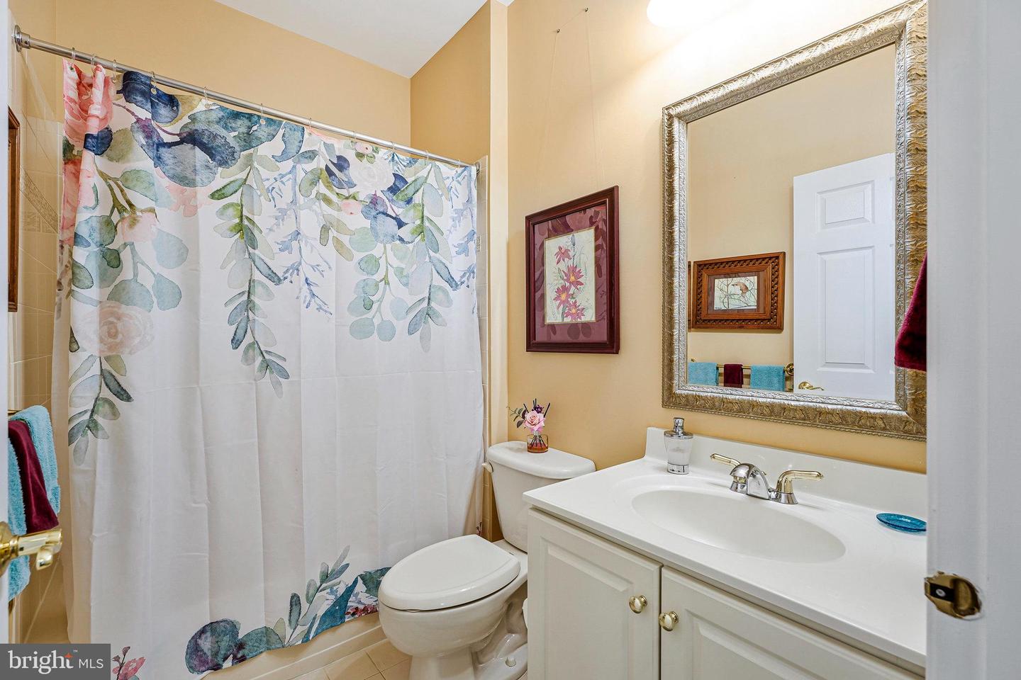 5209 ARMOUR CT, HAYMARKET, Virginia 20169, 3 Bedrooms Bedrooms, ,3 BathroomsBathrooms,Residential,For sale,5209 ARMOUR CT,VAPW2092374 MLS # VAPW2092374