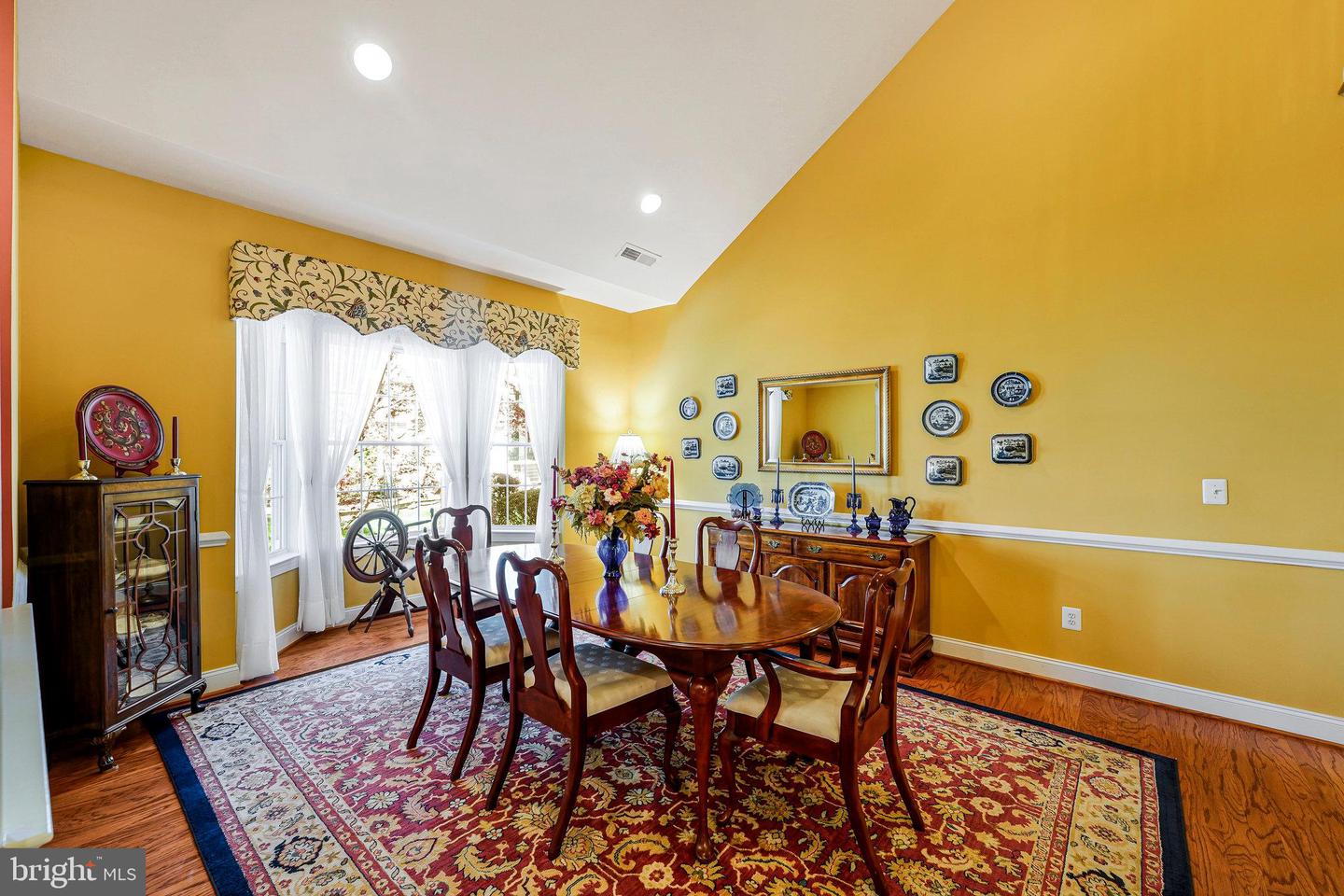 5209 ARMOUR CT, HAYMARKET, Virginia 20169, 3 Bedrooms Bedrooms, ,3 BathroomsBathrooms,Residential,For sale,5209 ARMOUR CT,VAPW2092374 MLS # VAPW2092374