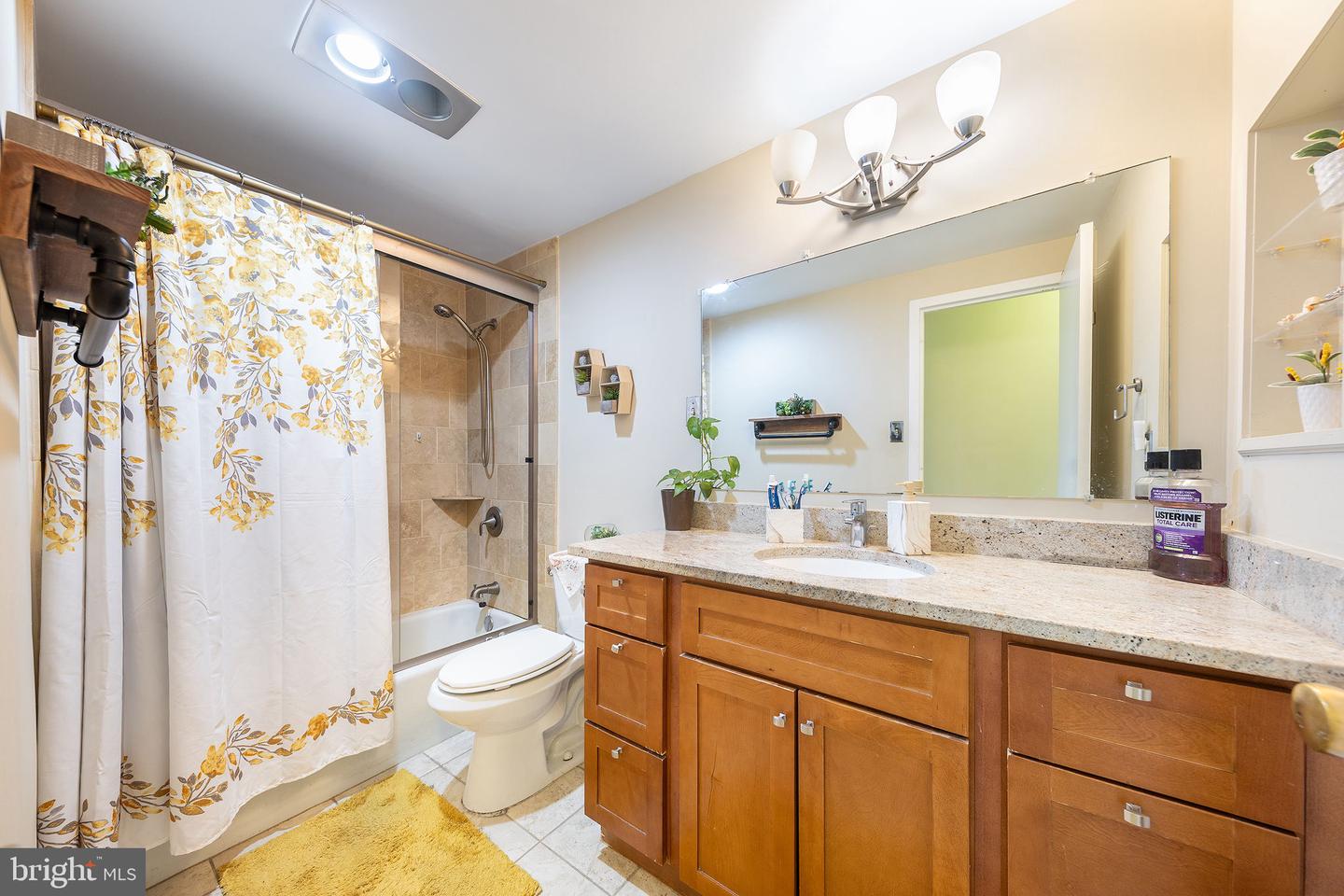 3705 S GEORGE MASON DR #2215S, FALLS CHURCH, Virginia 22041, 3 Bedrooms Bedrooms, ,2 BathroomsBathrooms,Residential,For sale,3705 S GEORGE MASON DR #2215S,VAFX2235262 MLS # VAFX2235262