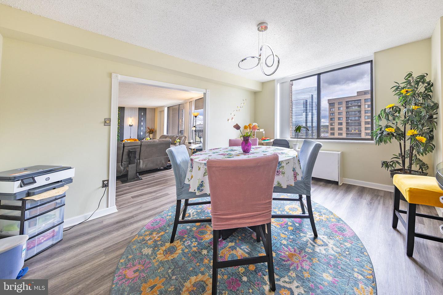 3705 S GEORGE MASON DR #2215S, FALLS CHURCH, Virginia 22041, 3 Bedrooms Bedrooms, ,2 BathroomsBathrooms,Residential,For sale,3705 S GEORGE MASON DR #2215S,VAFX2235262 MLS # VAFX2235262