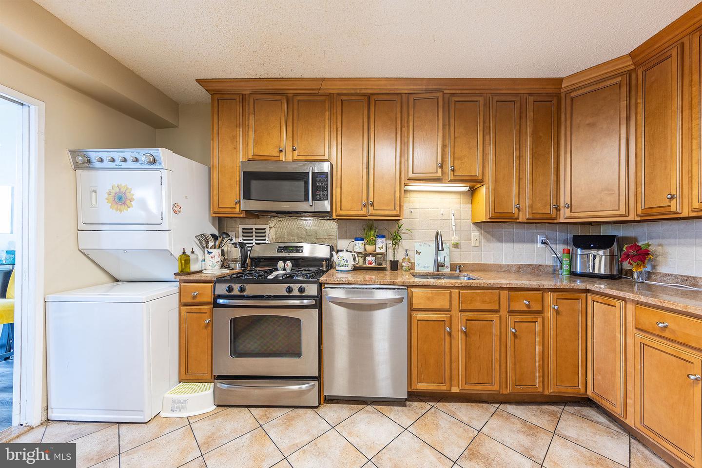 3705 S GEORGE MASON DR #2215S, FALLS CHURCH, Virginia 22041, 3 Bedrooms Bedrooms, ,2 BathroomsBathrooms,Residential,For sale,3705 S GEORGE MASON DR #2215S,VAFX2235262 MLS # VAFX2235262