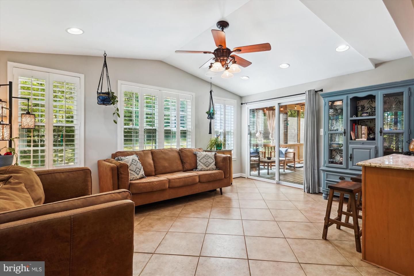 15905 MARLINGTON DR, DUMFRIES, Virginia 22025, 4 Bedrooms Bedrooms, ,2 BathroomsBathrooms,Residential,For sale,15905 MARLINGTON DR,VAPW2092326 MLS # VAPW2092326