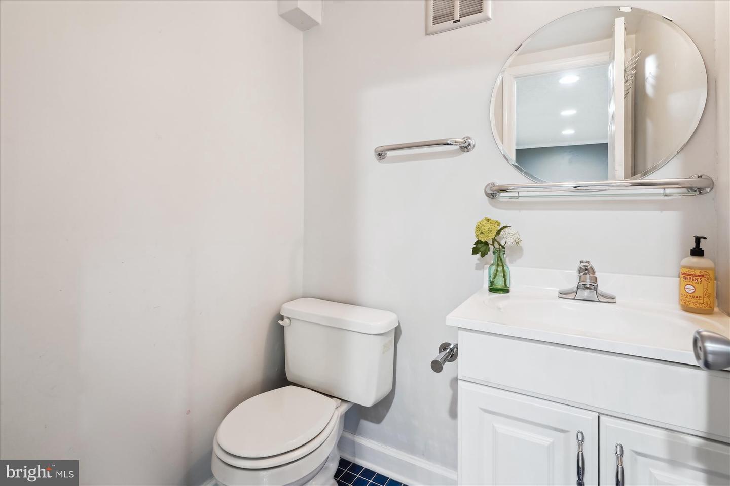 15905 MARLINGTON DR, DUMFRIES, Virginia 22025, 4 Bedrooms Bedrooms, ,2 BathroomsBathrooms,Residential,For sale,15905 MARLINGTON DR,VAPW2092326 MLS # VAPW2092326