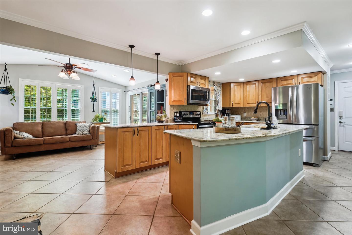 15905 MARLINGTON DR, DUMFRIES, Virginia 22025, 4 Bedrooms Bedrooms, ,2 BathroomsBathrooms,Residential,For sale,15905 MARLINGTON DR,VAPW2092326 MLS # VAPW2092326