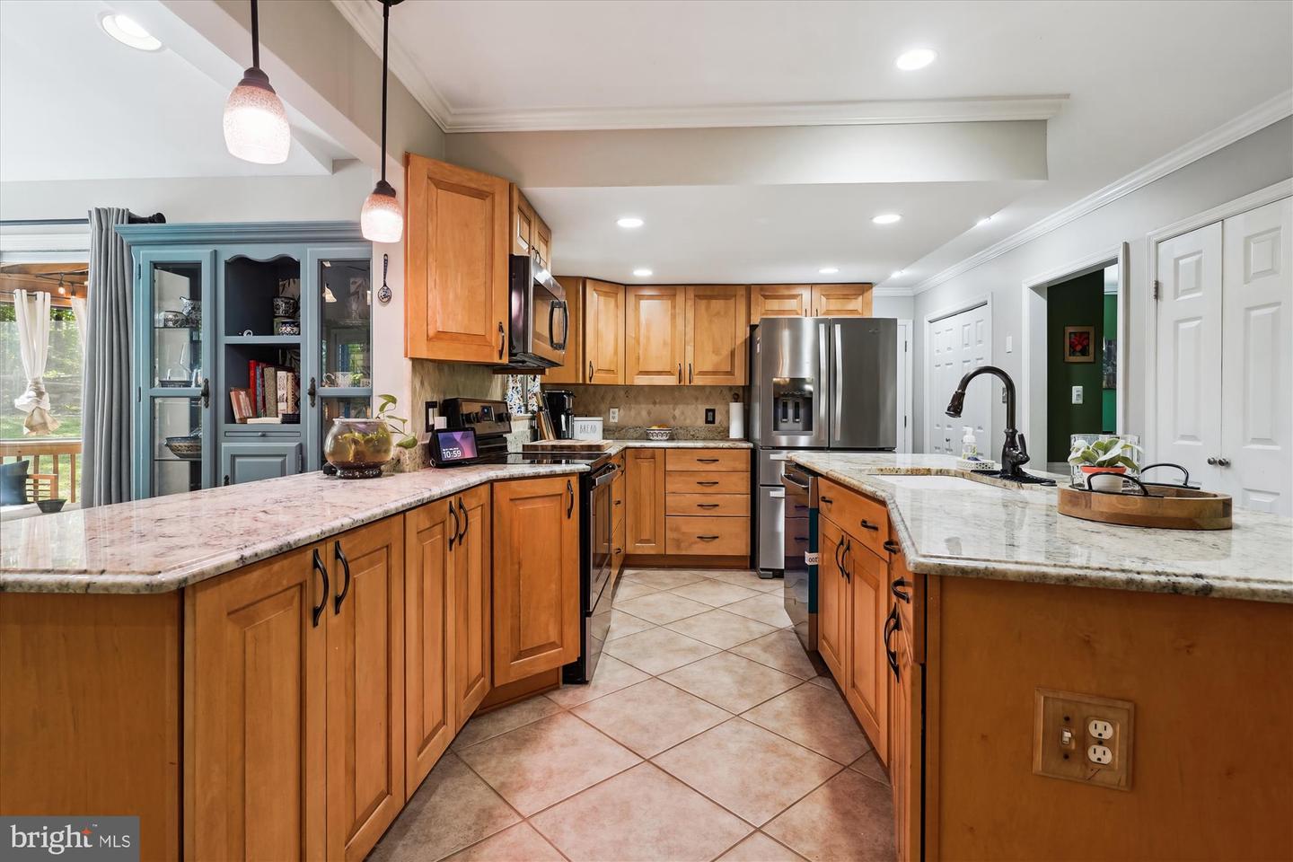 15905 MARLINGTON DR, DUMFRIES, Virginia 22025, 4 Bedrooms Bedrooms, ,2 BathroomsBathrooms,Residential,For sale,15905 MARLINGTON DR,VAPW2092326 MLS # VAPW2092326