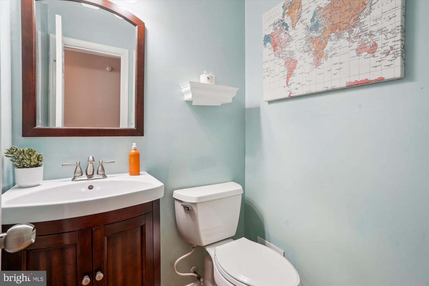 16028 FAIRWAY DR, DUMFRIES, Virginia 22025, 4 Bedrooms Bedrooms, ,2 BathroomsBathrooms,Residential,For sale,16028 FAIRWAY DR,VAPW2092330 MLS # VAPW2092330