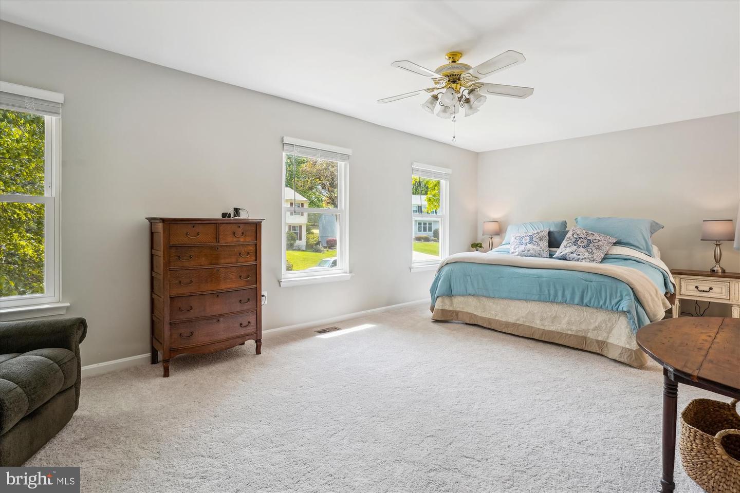 16028 FAIRWAY DR, DUMFRIES, Virginia 22025, 4 Bedrooms Bedrooms, ,2 BathroomsBathrooms,Residential,For sale,16028 FAIRWAY DR,VAPW2092330 MLS # VAPW2092330