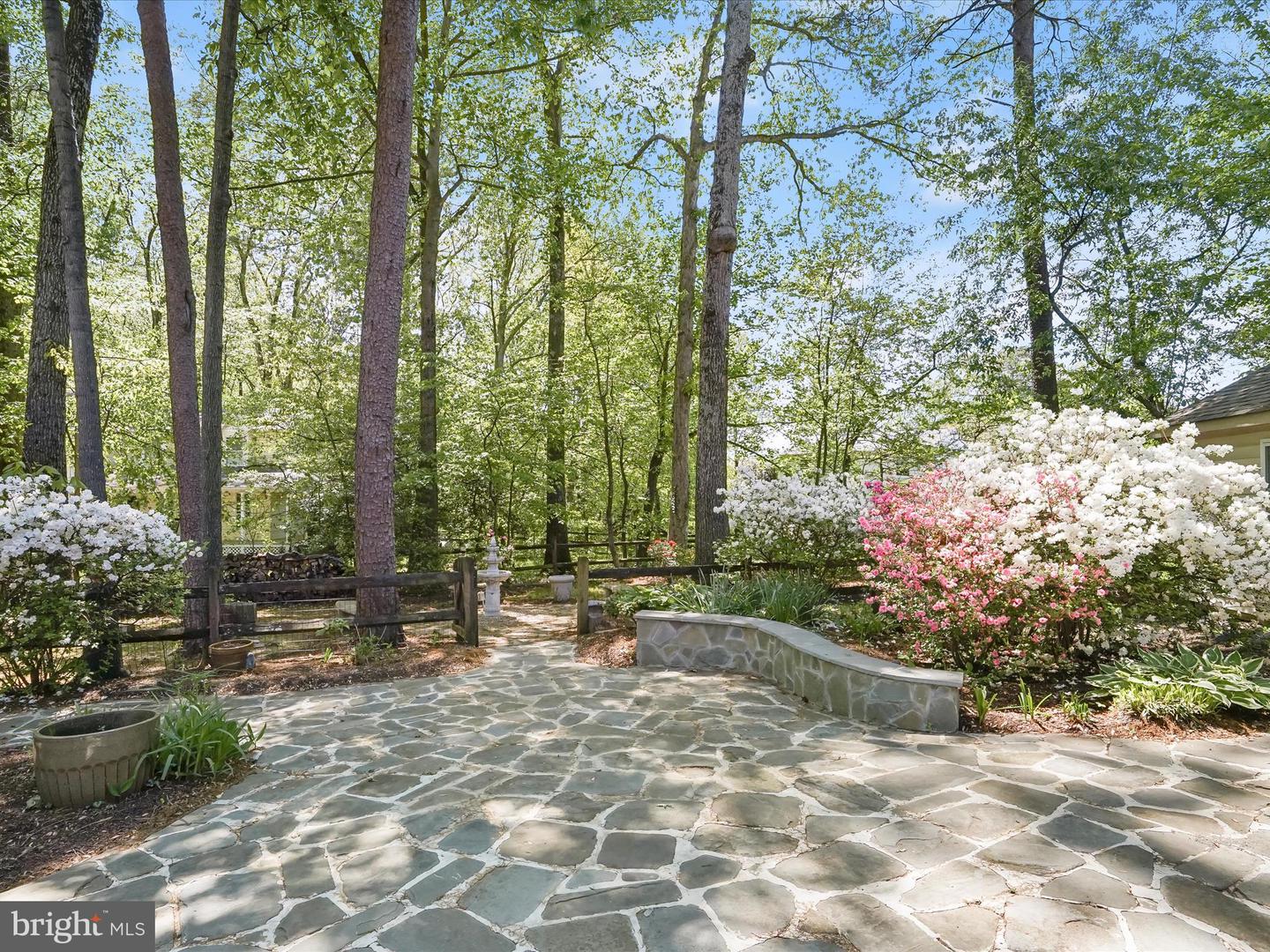 2940 TIMBER WOOD WAY, HERNDON, Virginia 20171, 5 Bedrooms Bedrooms, ,3 BathroomsBathrooms,Residential,For sale,2940 TIMBER WOOD WAY,VAFX2235008 MLS # VAFX2235008