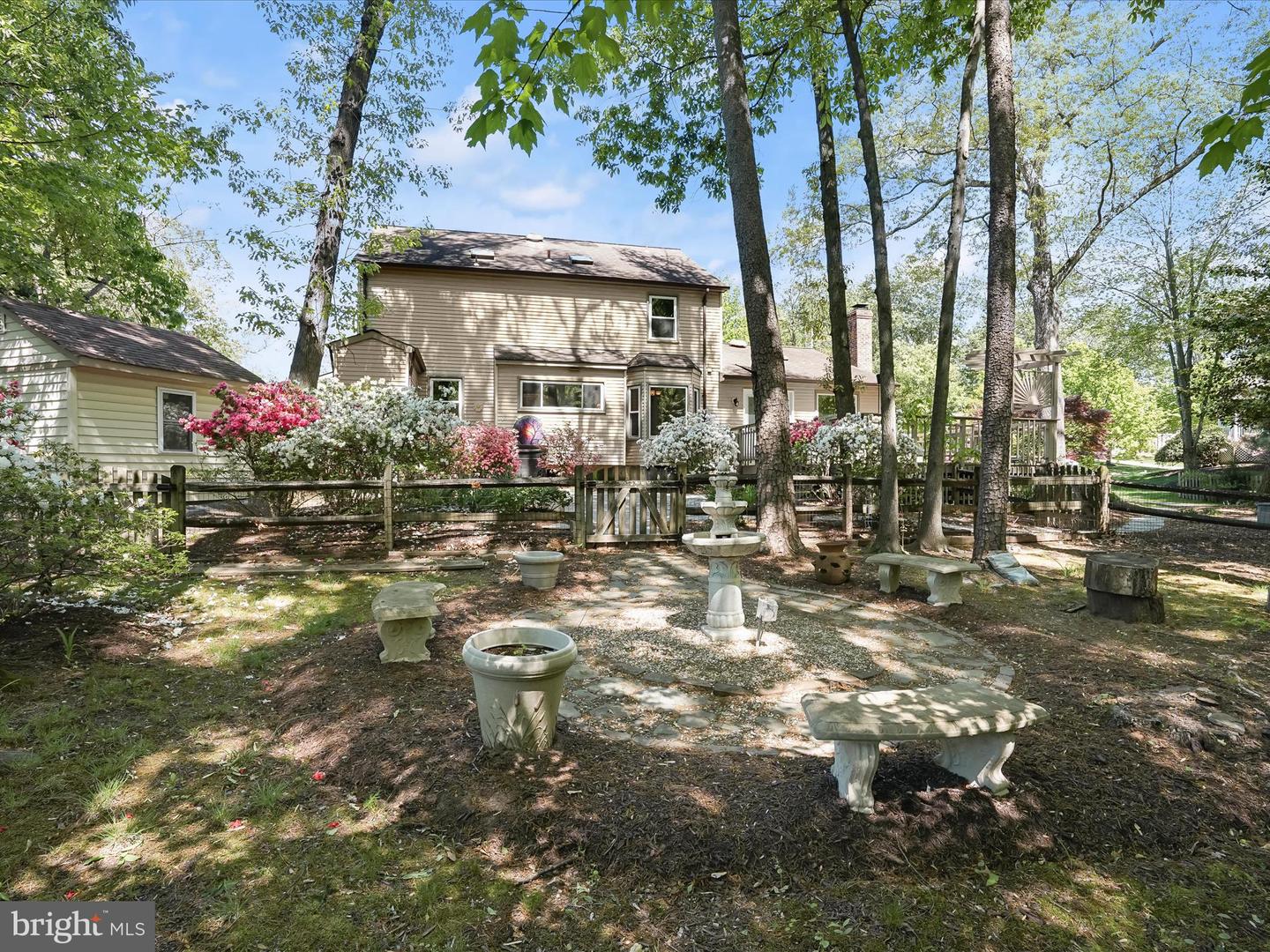 2940 TIMBER WOOD WAY, HERNDON, Virginia 20171, 5 Bedrooms Bedrooms, ,3 BathroomsBathrooms,Residential,For sale,2940 TIMBER WOOD WAY,VAFX2235008 MLS # VAFX2235008