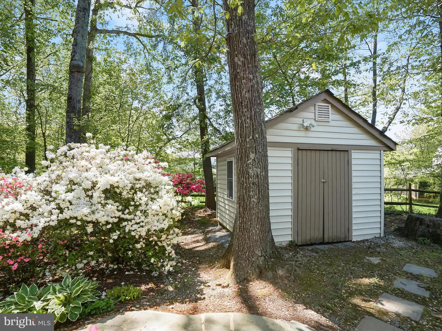 2940 TIMBER WOOD WAY, HERNDON, Virginia 20171, 5 Bedrooms Bedrooms, ,3 BathroomsBathrooms,Residential,For sale,2940 TIMBER WOOD WAY,VAFX2235008 MLS # VAFX2235008
