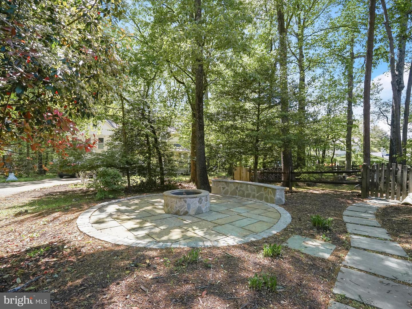 2940 TIMBER WOOD WAY, HERNDON, Virginia 20171, 5 Bedrooms Bedrooms, ,3 BathroomsBathrooms,Residential,For sale,2940 TIMBER WOOD WAY,VAFX2235008 MLS # VAFX2235008