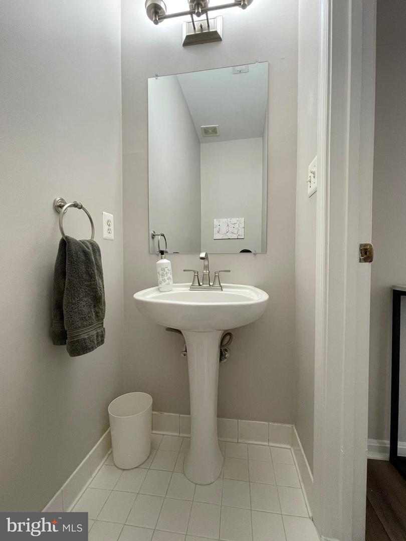 11405 WINDLEAF CT #24, RESTON, Virginia 20194, 2 Bedrooms Bedrooms, ,2 BathroomsBathrooms,Residential,For sale,11405 WINDLEAF CT #24,VAFX2235516 MLS # VAFX2235516