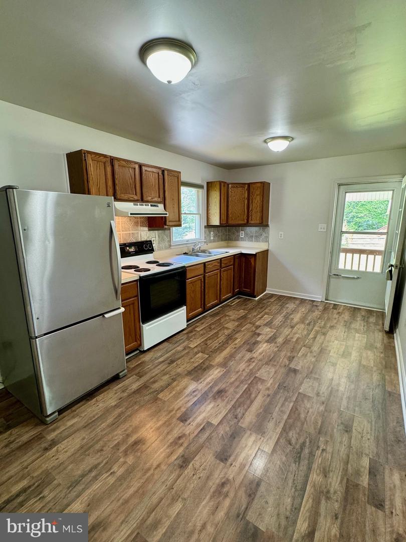 5207 SUMERDUCK RD, SUMERDUCK, Virginia 22742, 3 Bedrooms Bedrooms, ,2 BathroomsBathrooms,Residential,For sale,5207 SUMERDUCK RD,VAFQ2016318 MLS # VAFQ2016318