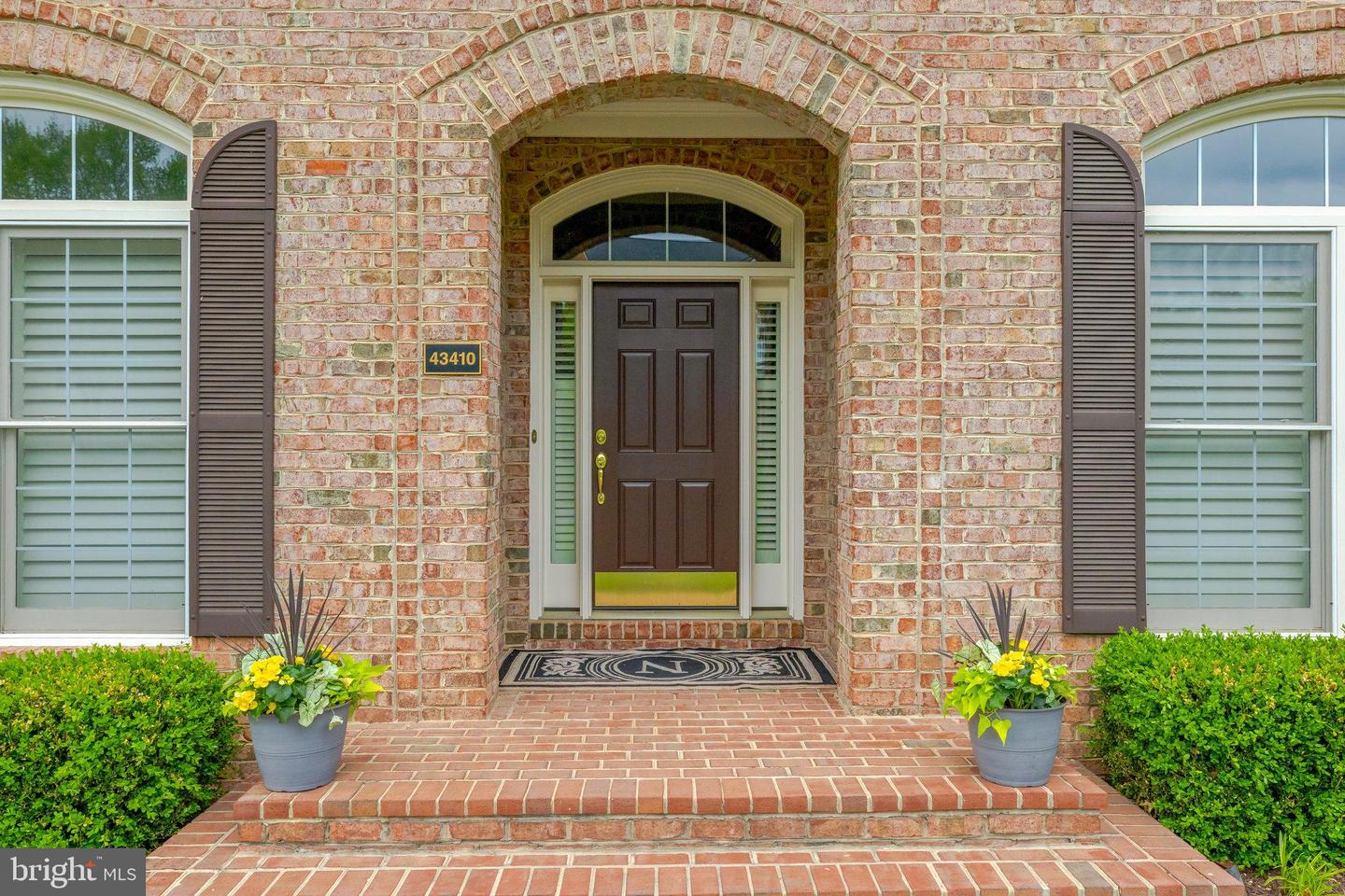 43410 CLOISTER PL, LEESBURG, Virginia 20176, 5 Bedrooms Bedrooms, ,4 BathroomsBathrooms,Residential,For sale,43410 CLOISTER PL,VALO2094320 MLS # VALO2094320