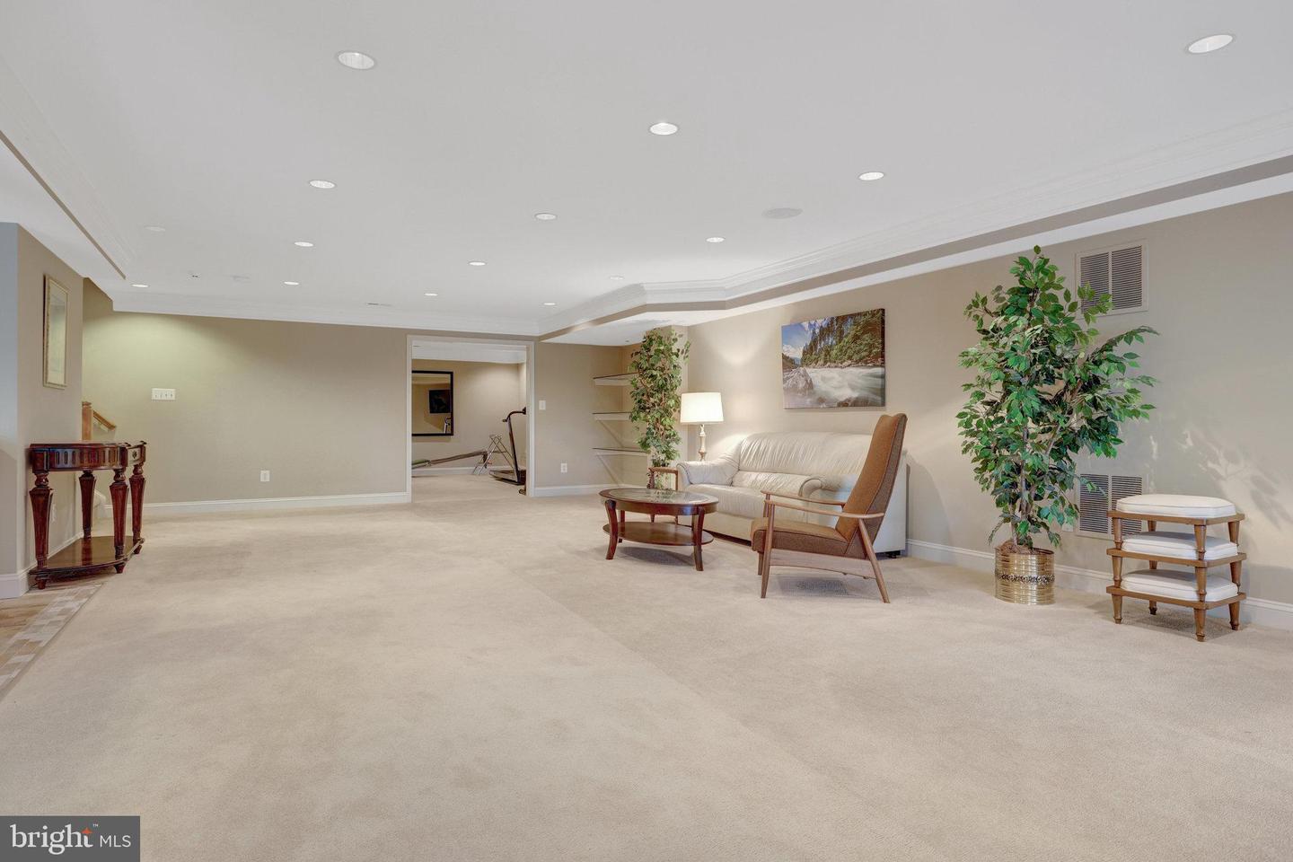 43410 CLOISTER PL, LEESBURG, Virginia 20176, 5 Bedrooms Bedrooms, ,4 BathroomsBathrooms,Residential,For sale,43410 CLOISTER PL,VALO2094320 MLS # VALO2094320