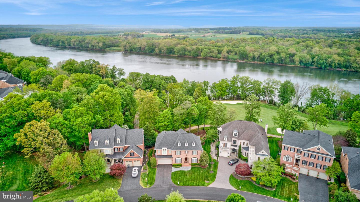 43410 CLOISTER PL, LEESBURG, Virginia 20176, 5 Bedrooms Bedrooms, ,4 BathroomsBathrooms,Residential,For sale,43410 CLOISTER PL,VALO2094320 MLS # VALO2094320