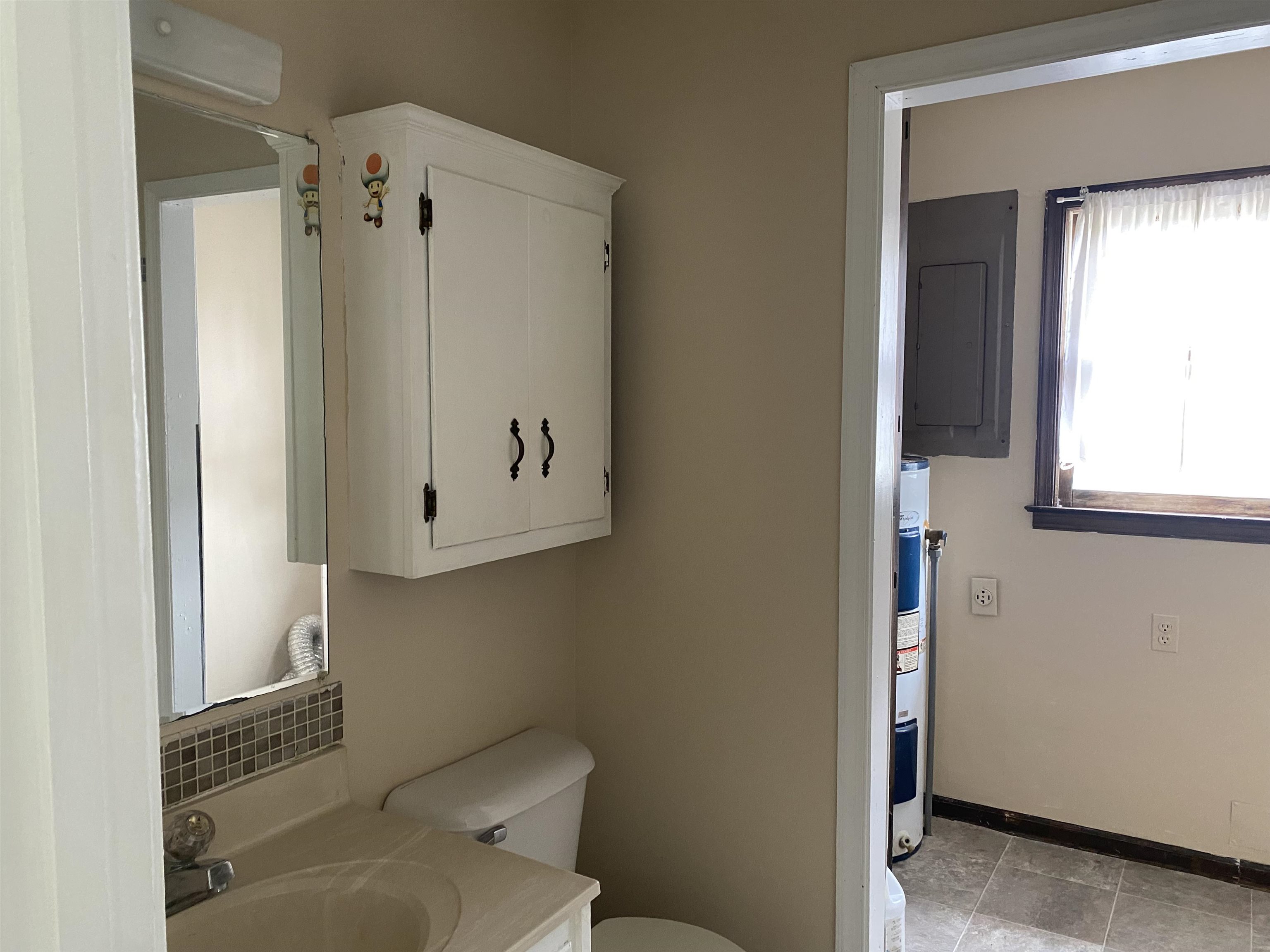 114 BROOKHOLLOW RD, CRAIGSVILLE, Virginia 24430, 2 Bedrooms Bedrooms, ,1 BathroomBathrooms,Residential,114 BROOKHOLLOW RD,663066 MLS # 663066