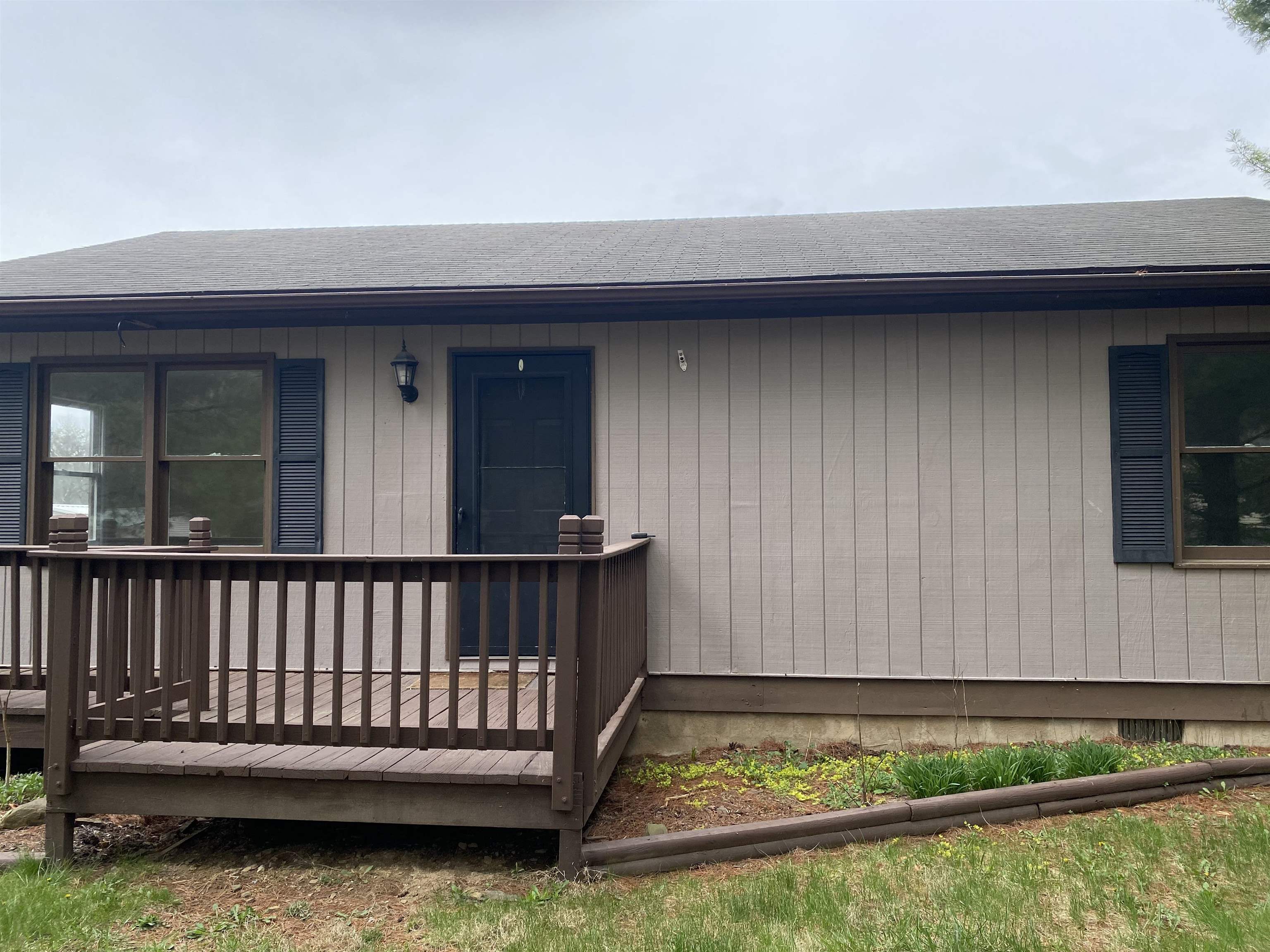 114 BROOKHOLLOW RD, CRAIGSVILLE, Virginia 24430, 2 Bedrooms Bedrooms, ,1 BathroomBathrooms,Residential,114 BROOKHOLLOW RD,663066 MLS # 663066