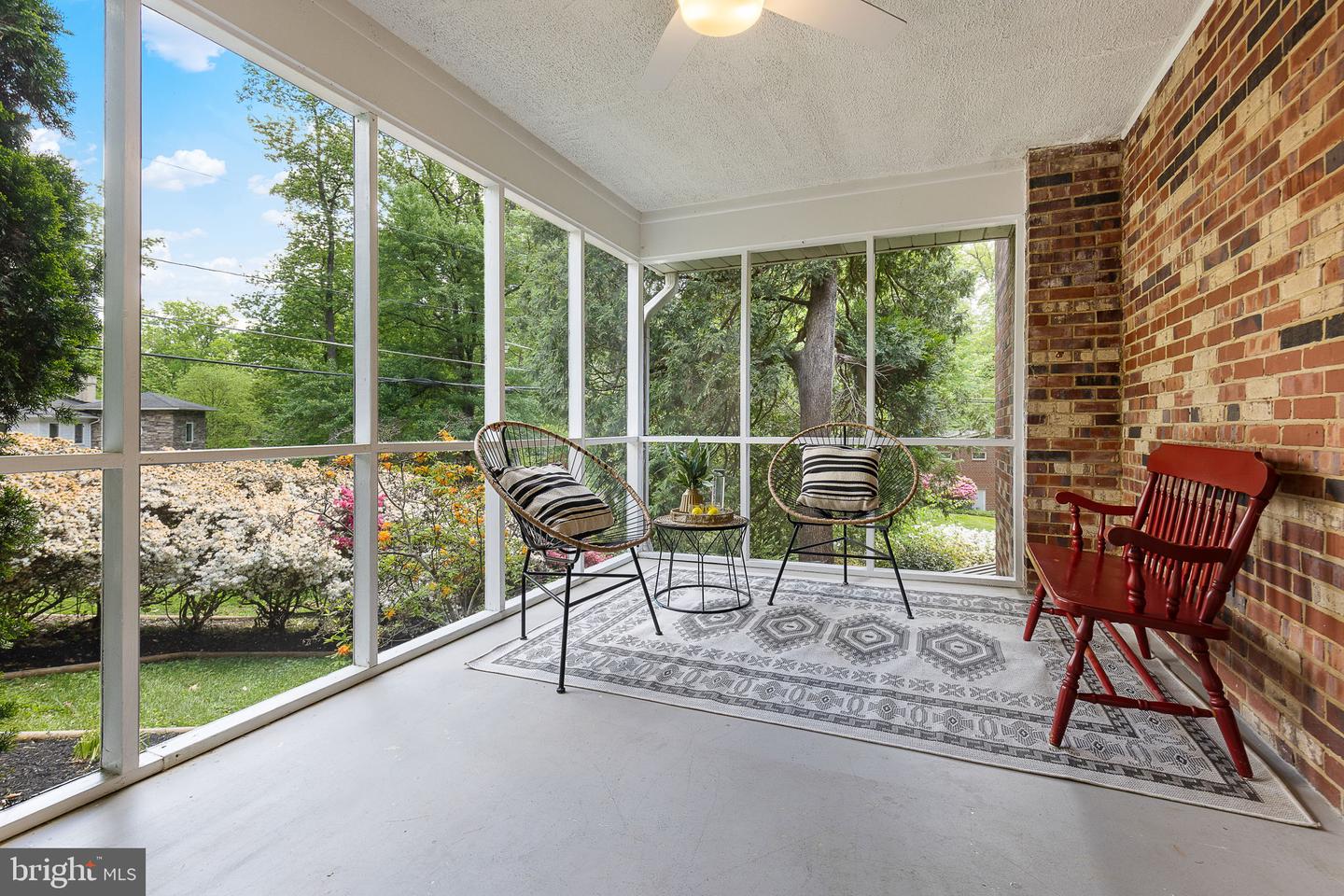 6360 BURTON CIR, FALLS CHURCH, Virginia 22041, 4 Bedrooms Bedrooms, ,3 BathroomsBathrooms,Residential,For sale,6360 BURTON CIR,VAFX2235362 MLS # VAFX2235362