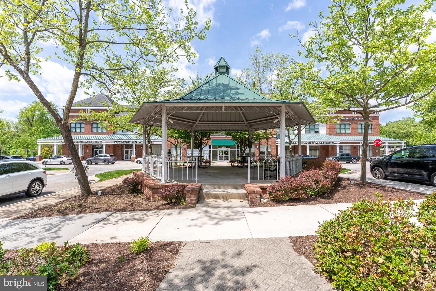 9020 LORTON STATION BLVD #204, LORTON, Virginia 22079, 2 Bedrooms Bedrooms, ,2 BathroomsBathrooms,Residential,For sale,9020 LORTON STATION BLVD #204,VAFX2235430 MLS # VAFX2235430