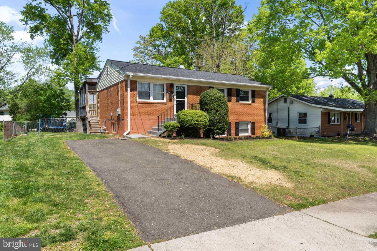 9412 SPOTSYLVANIA ST, MANASSAS, Virginia 20110, 3 Bedrooms Bedrooms, ,2 BathroomsBathrooms,Residential,For sale,9412 SPOTSYLVANIA ST,VAPW2092462 MLS # VAPW2092462